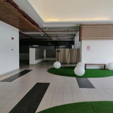 Conezion Residence Putrajaya Wifi Netflix Bagian luar foto